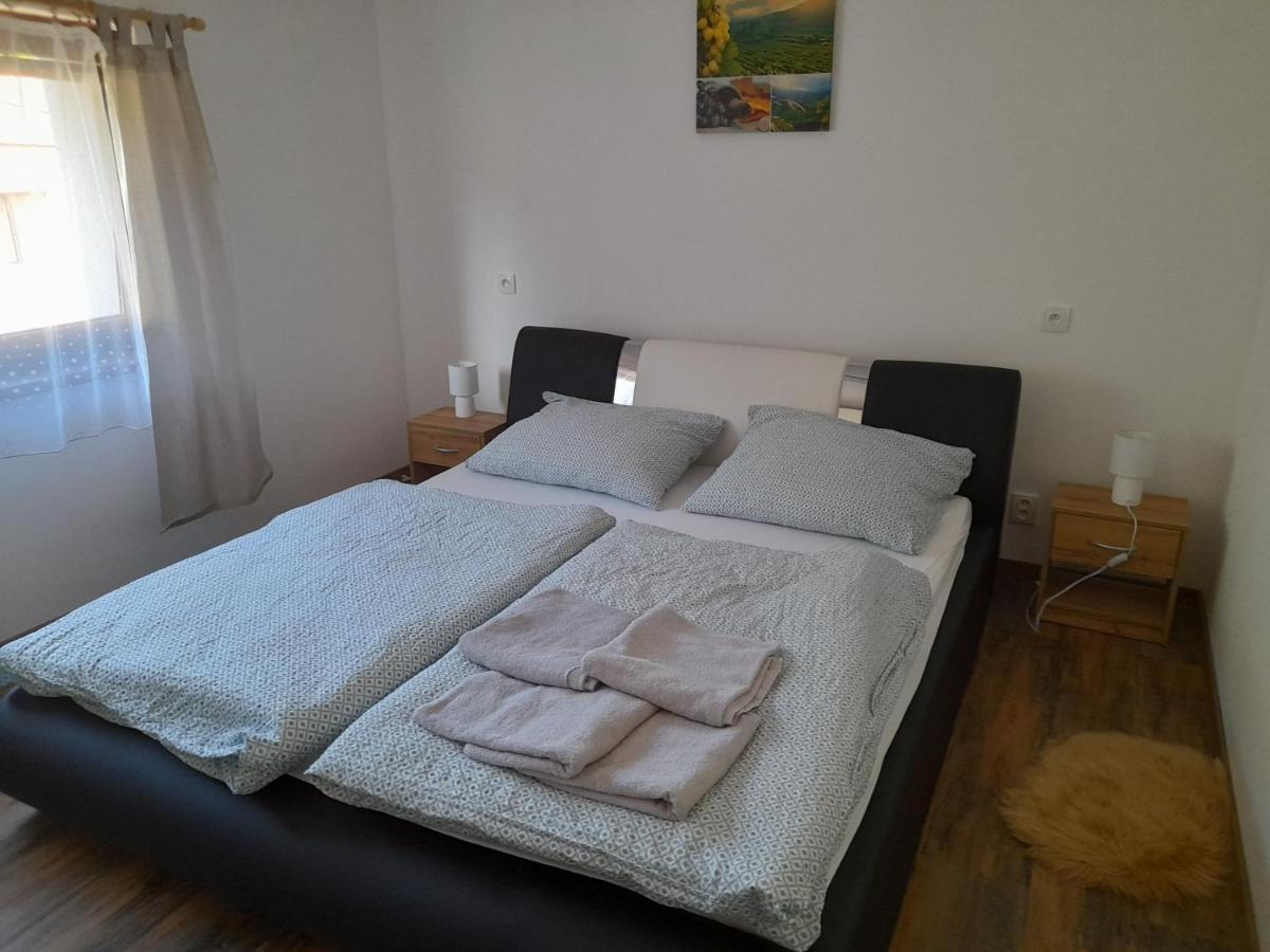 Pohoda Salas U Velehradu-2 * Uherské Hradiště